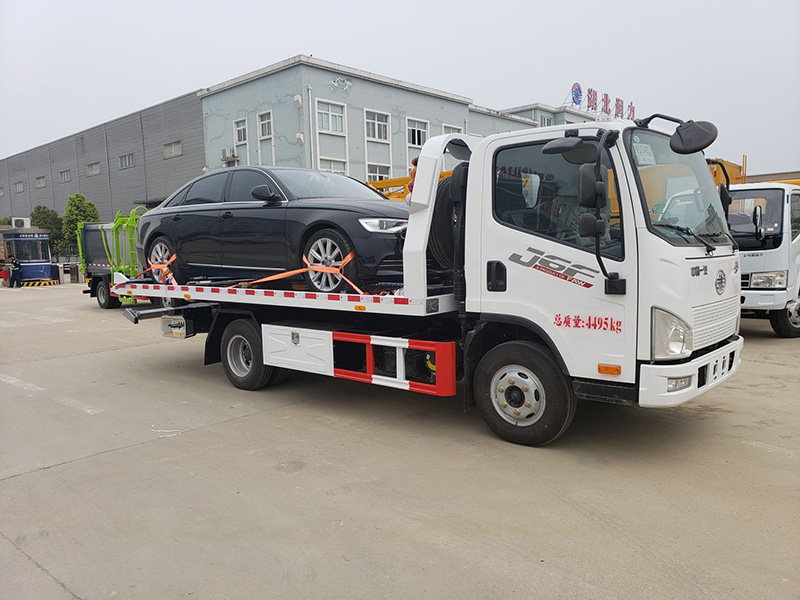 北京牌的 藍牌解放清障車