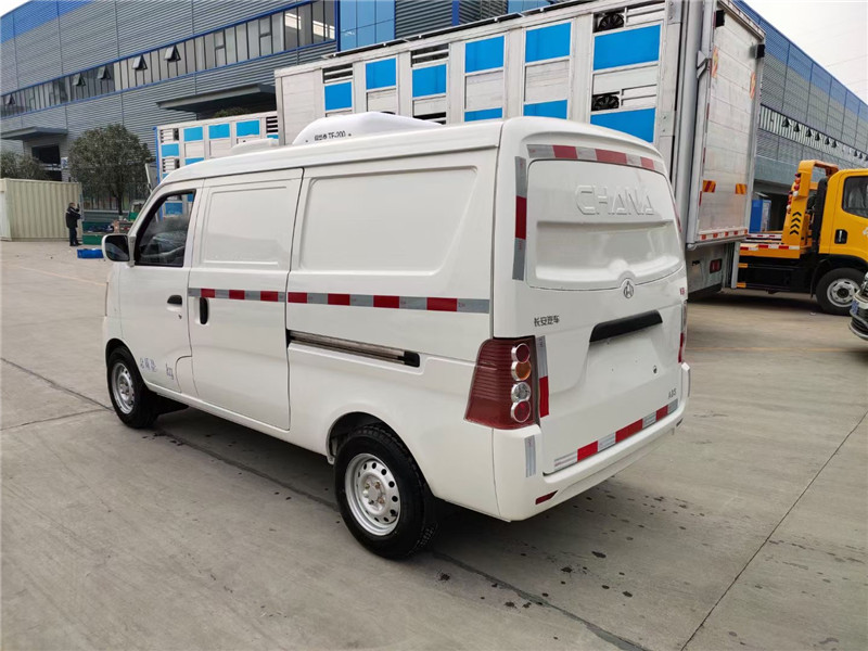 重慶長安V3面包冷藏車