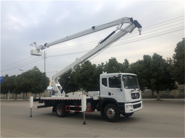 東風(fēng)22米高空作業(yè)車